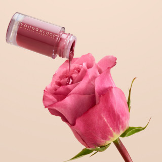 Lūpų blizgis „EverGlow Lip Oil”, Youngblood, 4,5ml