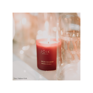 JOIK Home & Spa aromātiskā svece „Spiced cranberry”