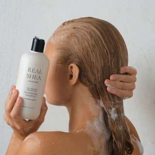 RATED GREEN Barojošs šampūns “Cold Pressed Shea Butter Nourishing Shampoo”